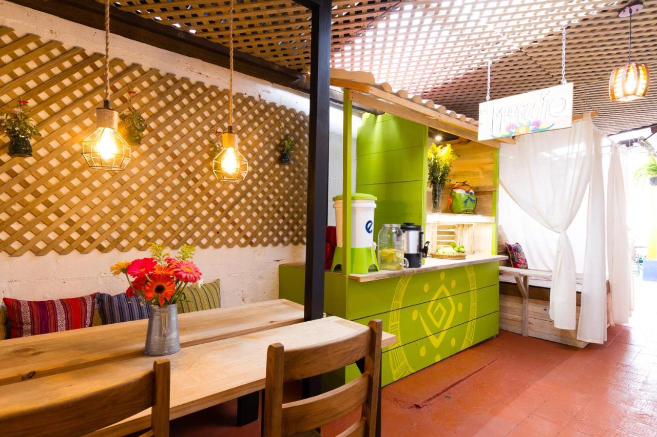 Bed and Breakfast Casa Tamarindo Antigua Exterior foto