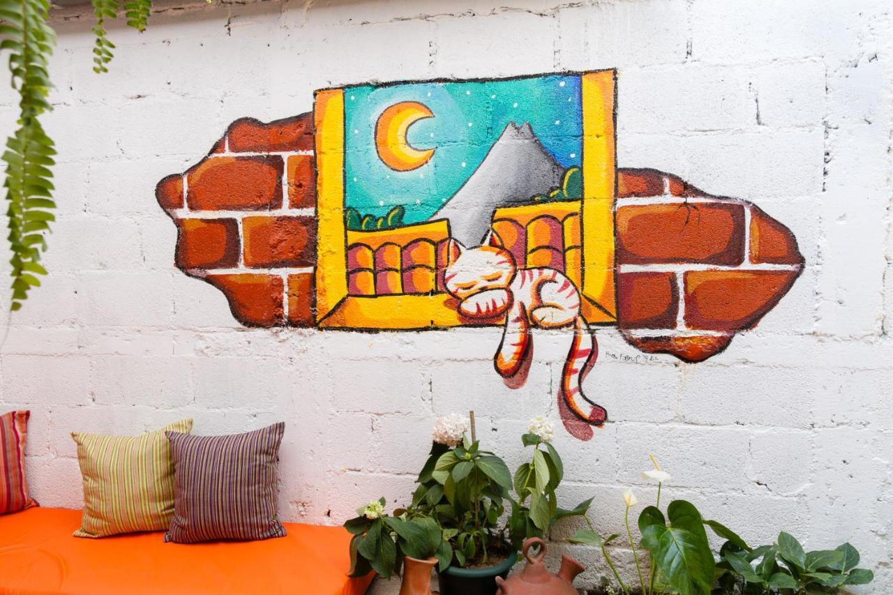 Bed and Breakfast Casa Tamarindo Antigua Exterior foto